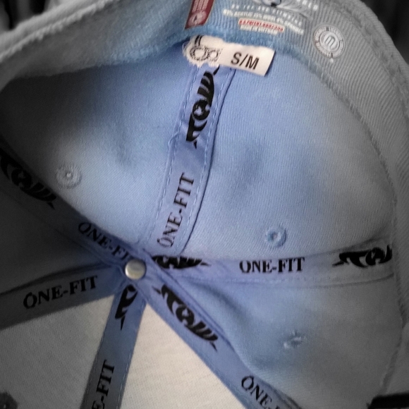 Hat - Picture 3 of 4